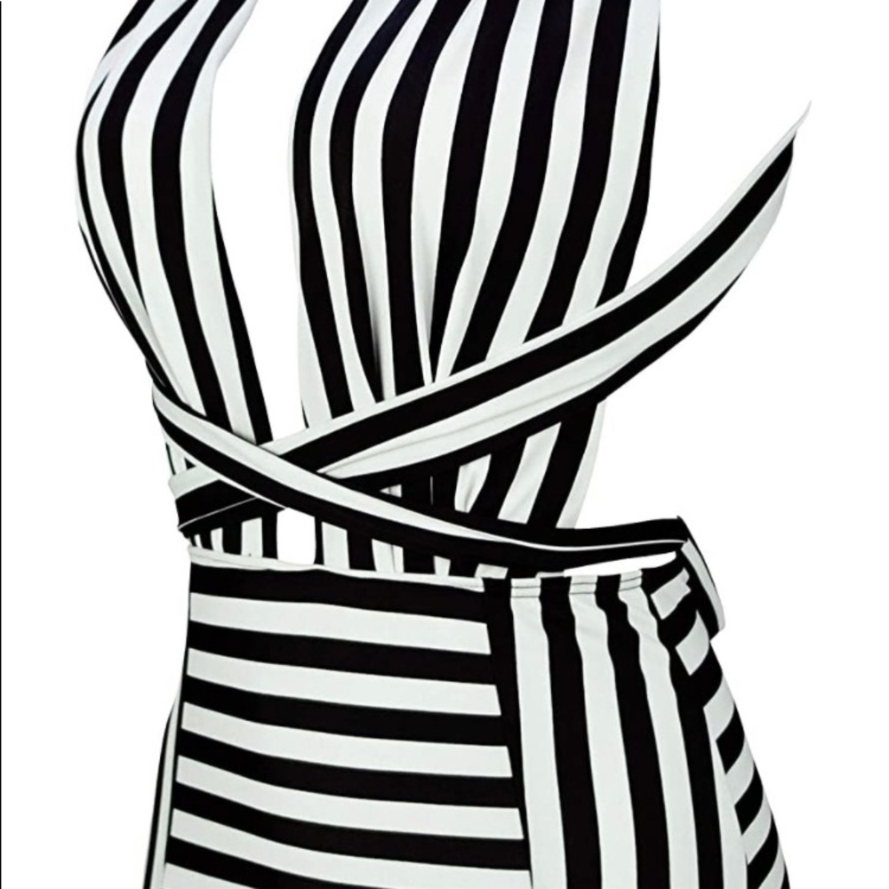 Size 6 One Piece Swimsuit